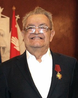 فاضل اسكندر